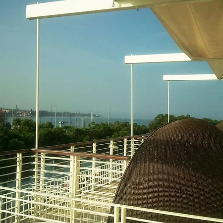 阿克多尔斯酒店 3*