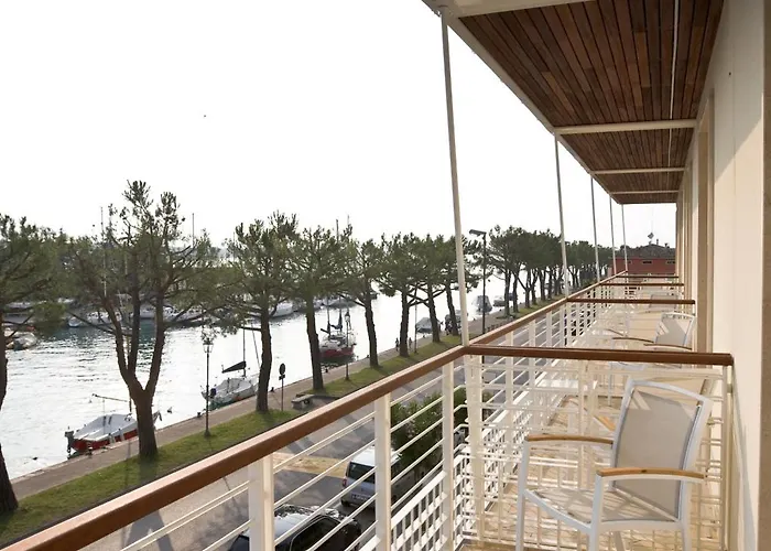 Hotell Acquadolce 3*