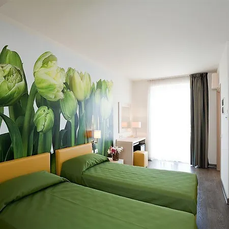 Hotell Acquadolce 3*